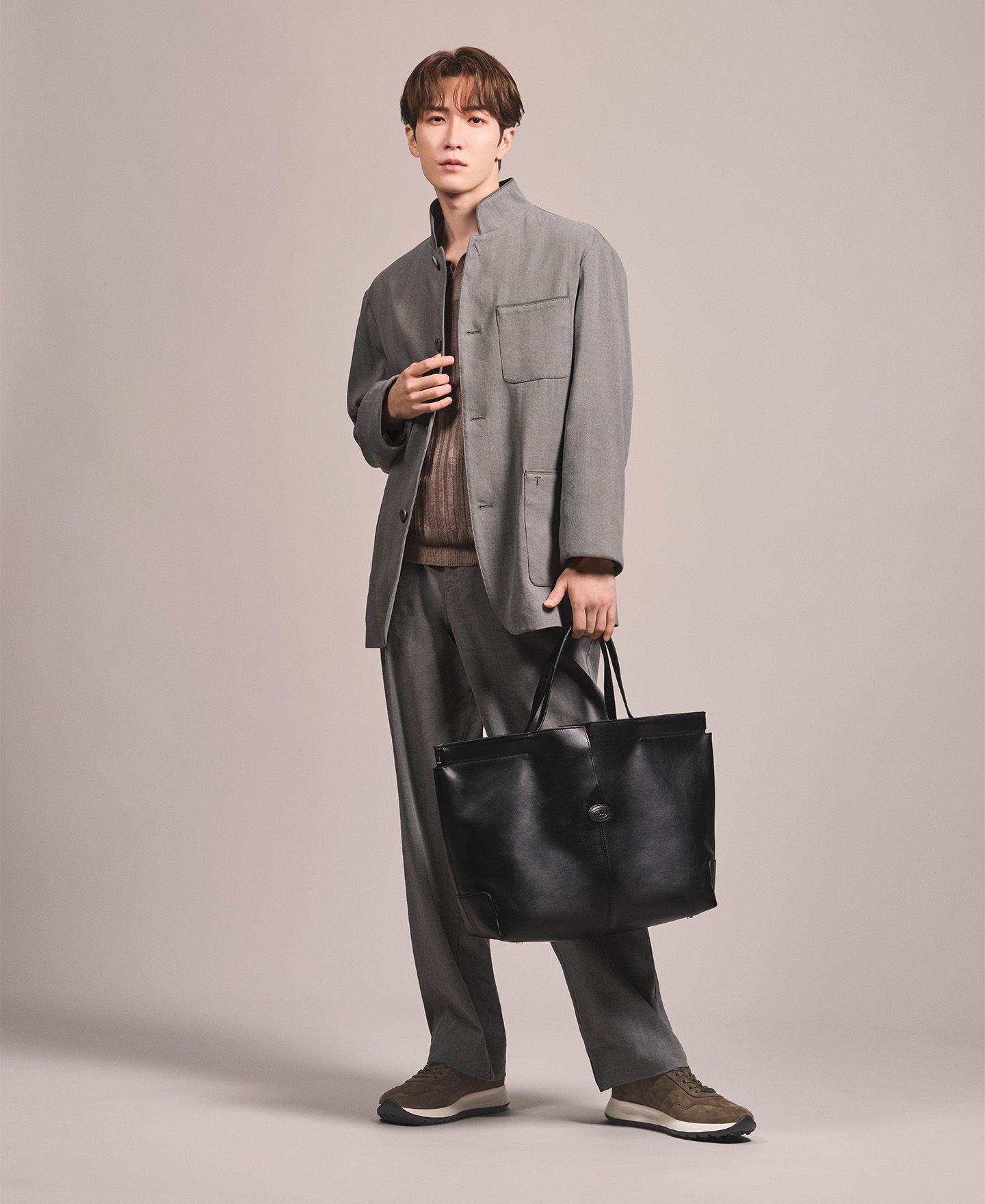 画像一覧）Snow Man 渡辺翔太さんが日本人男性初の「トッズ」新