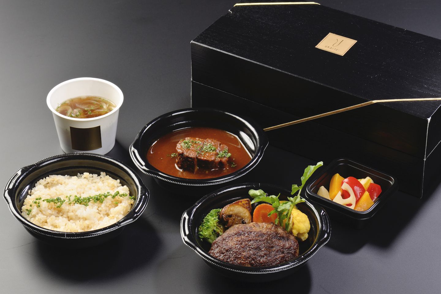 「うかい特選牛ハンバーグセット」¥5,400(税込)※1日限定20セット