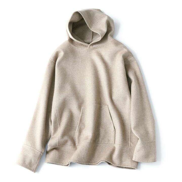 「ポステレガント」のパーカ