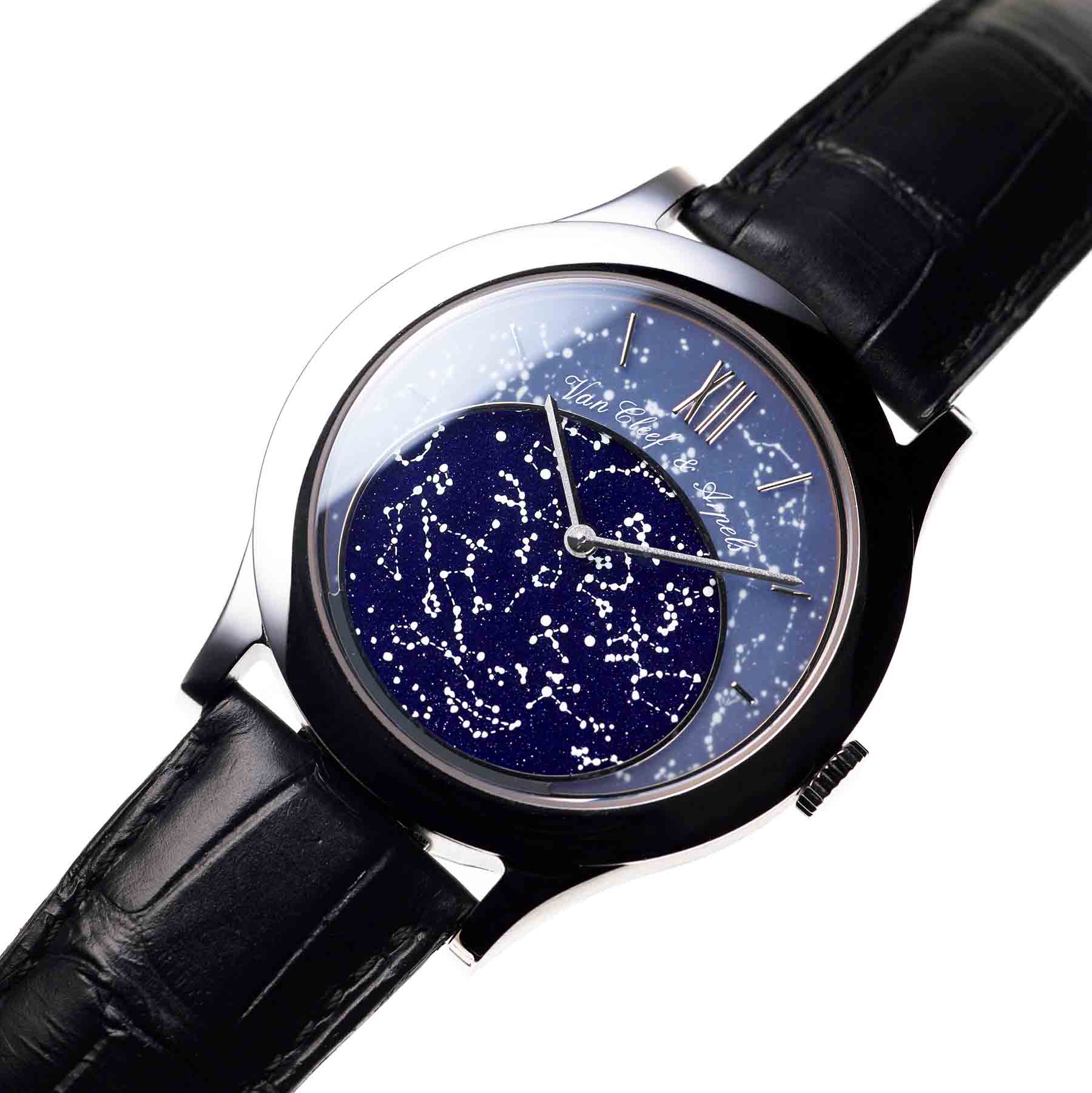 『ミッドナイトインパリ』●手巻き ●ホワイトゴールドケース×アリゲーターストラップ ●ケース径/41mm ¥8,220,000(ヴァンクリーフ&アーペルルデスク)税抜