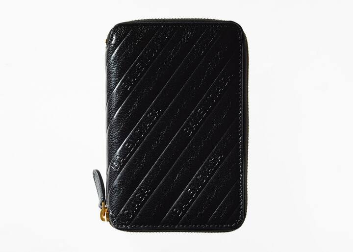 ［W10.0×H15.0×D2.0cm］VILLE WALLET ¥68,000（バレンシアガ ジャパン）