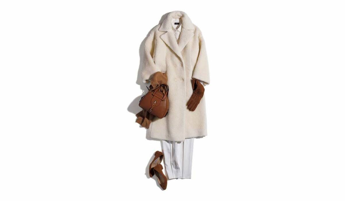 冬の白コートコーデ９選｜オフィススタイルにもマッチする大人のきれい 