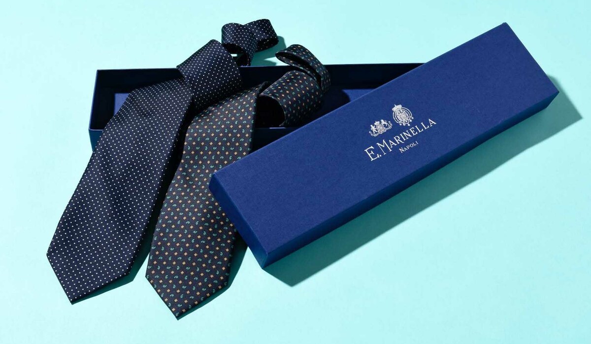 未使用 マリネッラ セッテピエゲ ネイビー ネクタイ TOKYO MIDTOWN／TIES】セッテピエゲ(7つ折り)仕様のネイビー小紋