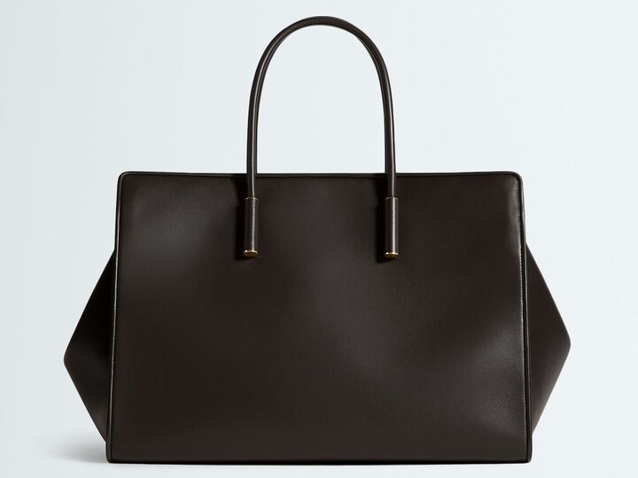 「ボッテガ・ヴェネタ」のバッグ『バーバラ』ラージ