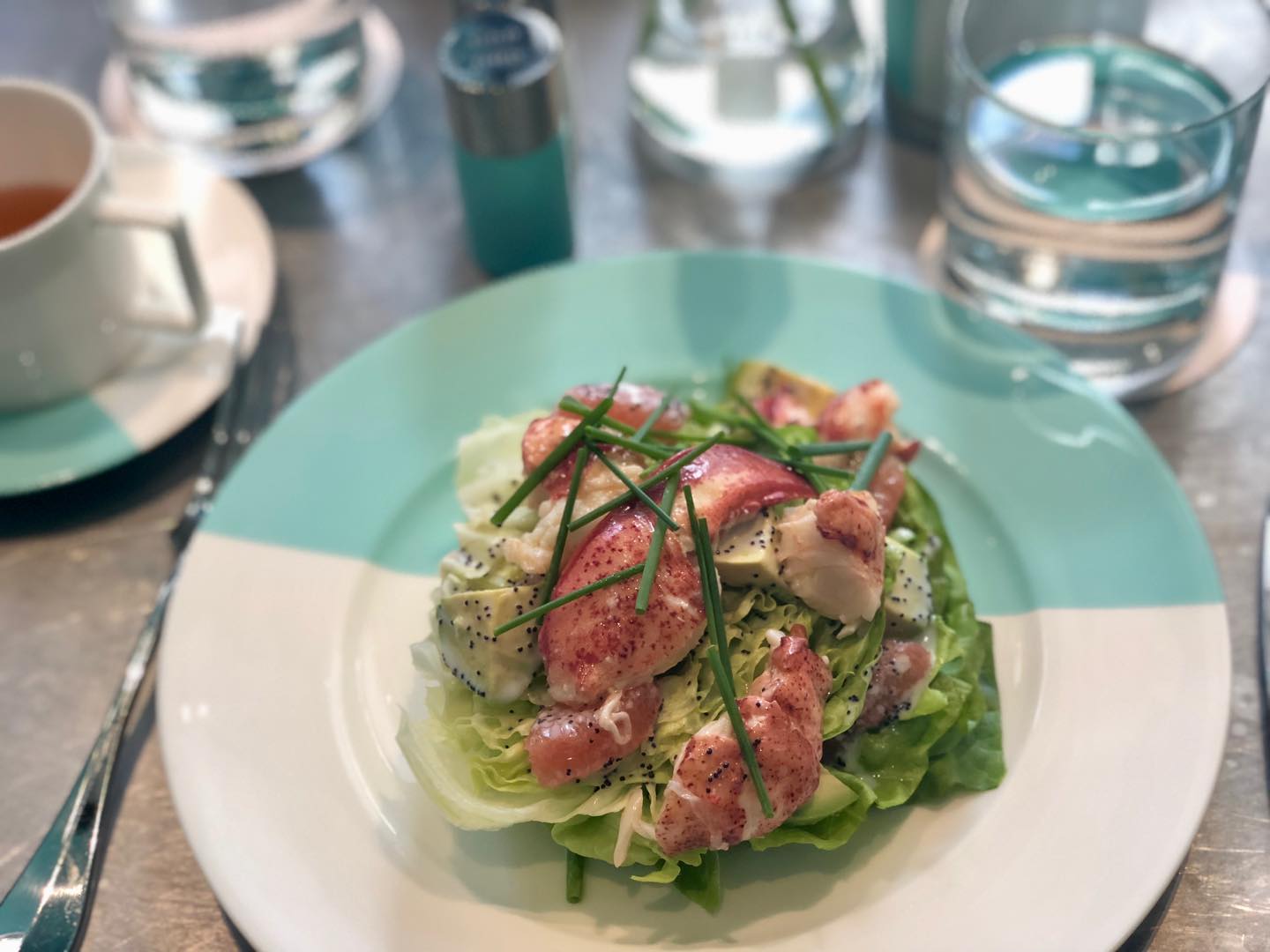 Lunchのメイン「フィフス・アベニューサラダ」
