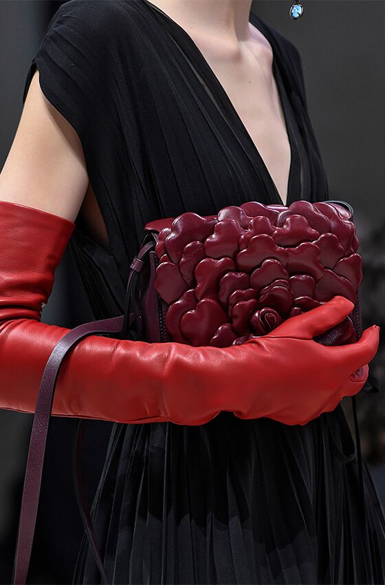 ヴァレンティノの2020年秋冬コレクションのルック18