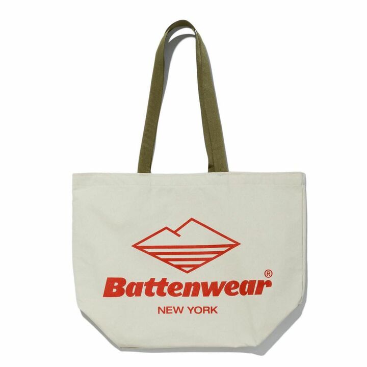 ［サイズ ：W46×H35×D18.5cm］￥6,400 ※税抜価格