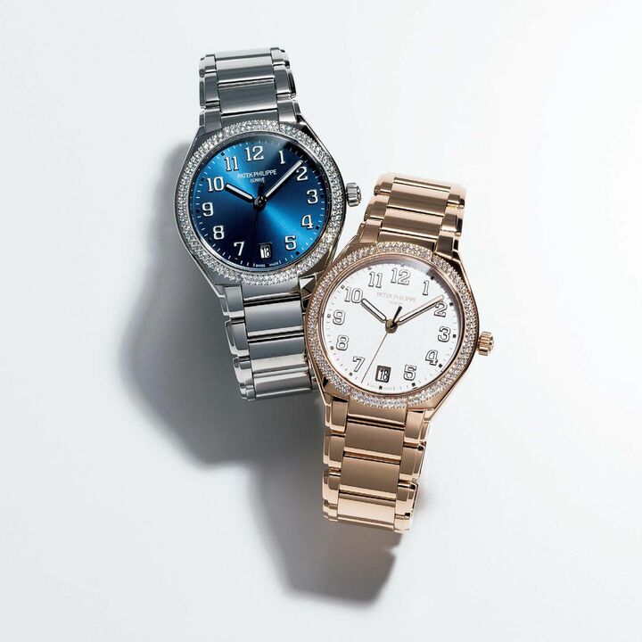 左／『Ref.7300／1200A』［ケース：ステンレススチール×ダイヤモンド、ケース径：36mm、自動巻き］￥2,850,000・右／『Ref.7300／1200』［ケース：ローズゴールド×ダイヤモンド、ケース径：36mm、自動巻き］￥4,940,000（パテック フィリップ ジャパン・インフォメーションセンター）　［Precious2019年5月号166ページ］