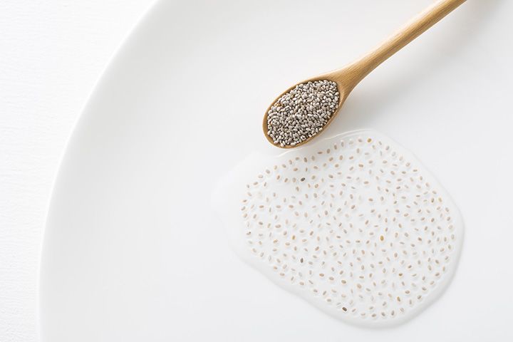 食べる前に浸水すると食べやすくなるチアシード