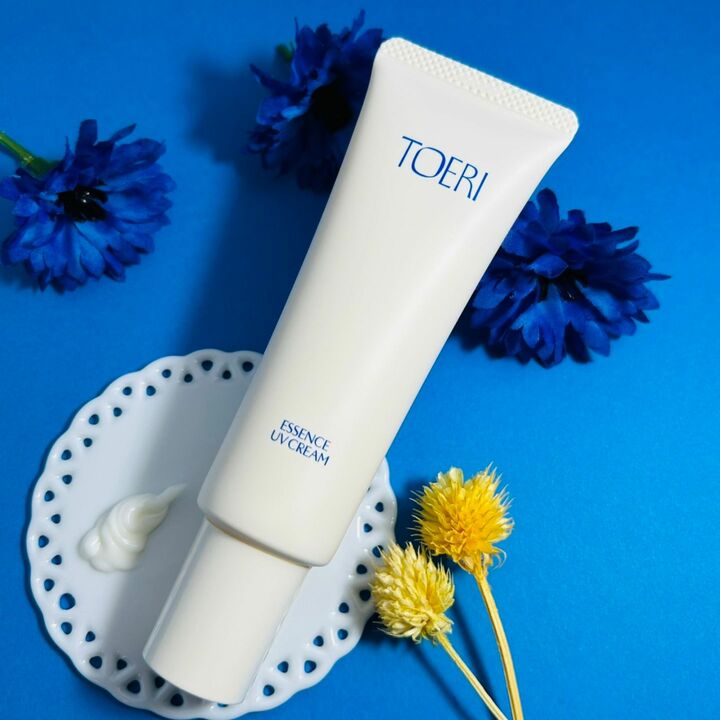 TOERI エッセンスUVクリーム SPF50+・PA++++ 耐水性★★ 45g ￥2,790