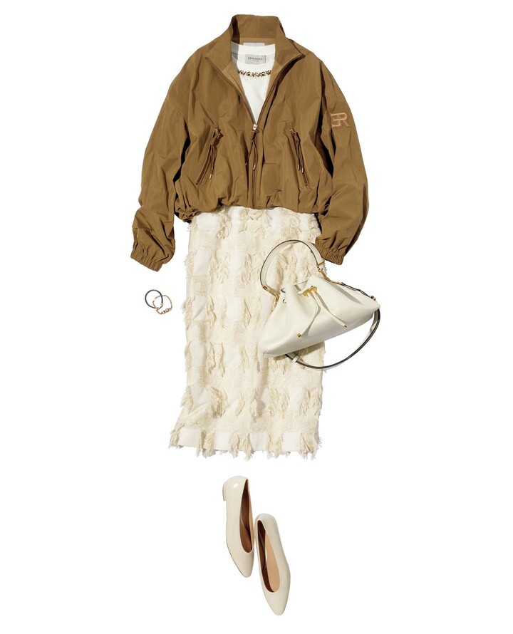 高橋リタさんのスタイリングによるアウターを主役にしたコーディネート