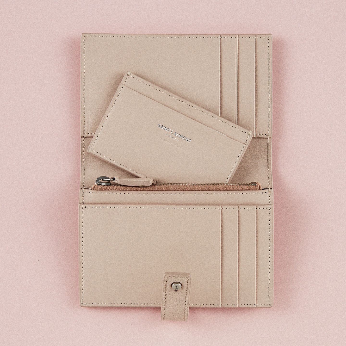 「COMPACT WALLET(コンパクト ウォレット)」の中身の仕様