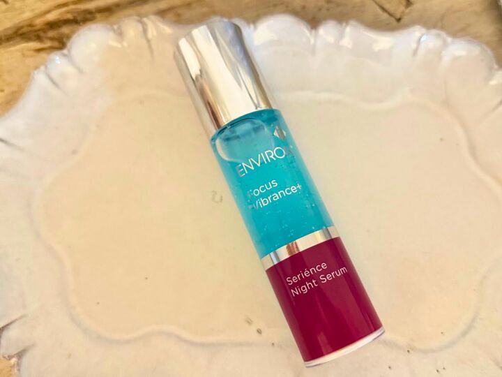 プロティア・ジャパン エンビロン セリエンスナイトセラム 50ml ¥11,990(限定発売中)