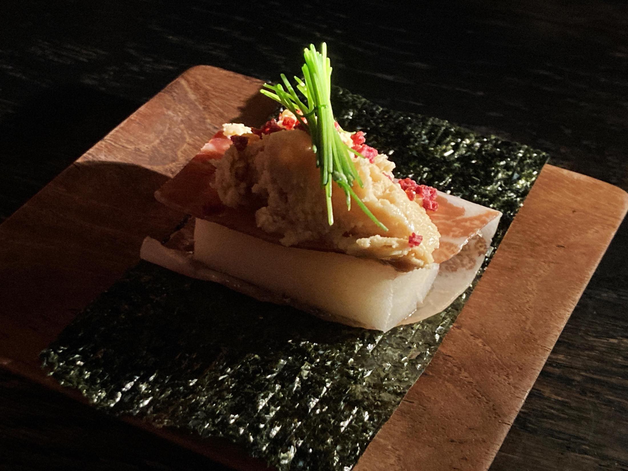 あわせるフードはなんとハモンの磯辺焼き!これがまたシェリーカクテルにあうのだ。