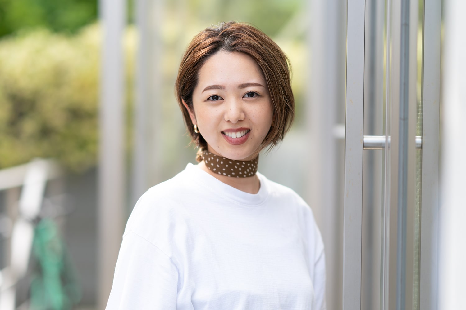 hair lounge BEACH トップデザイナー・佐野友美さん。口紅を集めるのが趣味。「仕事で使うこともあり、3~40本はあります」