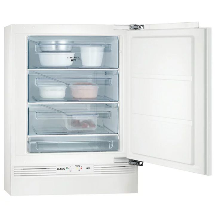 「アーエーゲー(ドイツ)」のアンダーカウンタータイプ「Electrolux AGS58200F0」(価格:¥233,333)