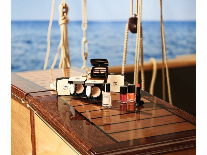 ファンデーション_1,アイシャドウ_1,ネイル_1,リップ_1,ハイライト_1,パウダー_1