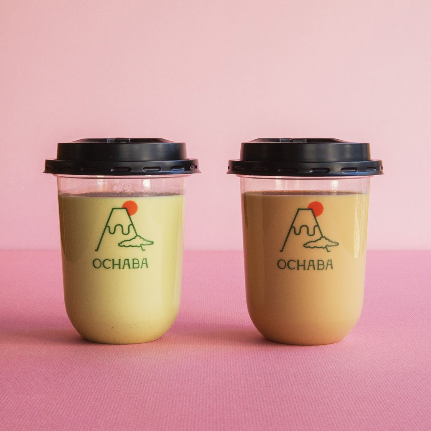 日本茶ロイヤルミルクティー¥500、ほうじ茶ロイヤルミルクティー¥480