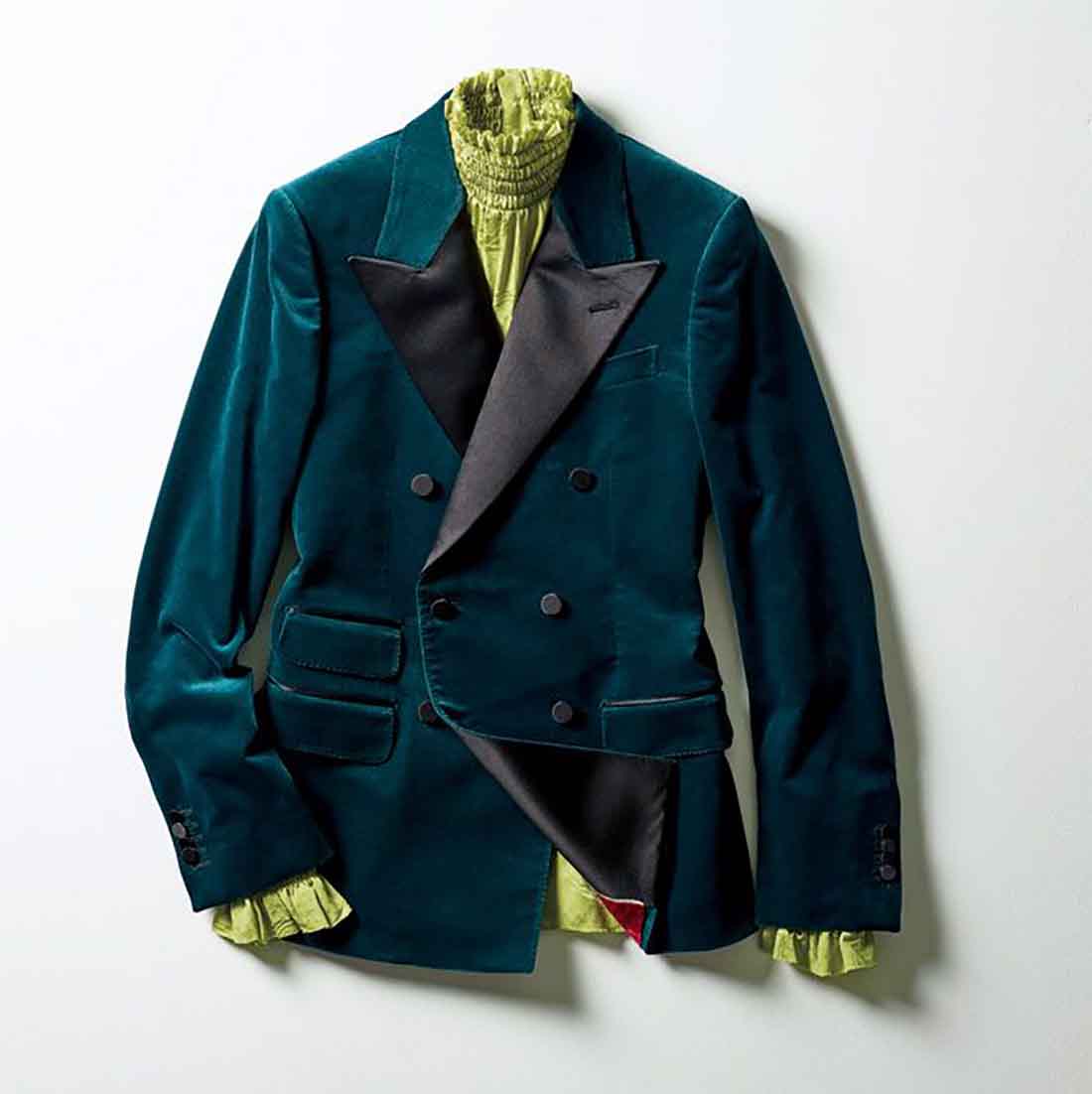 ジャケット¥370,000・シャツ¥215,000(グッチジャパン)撮影/小池紀行(パイルドライバー)
