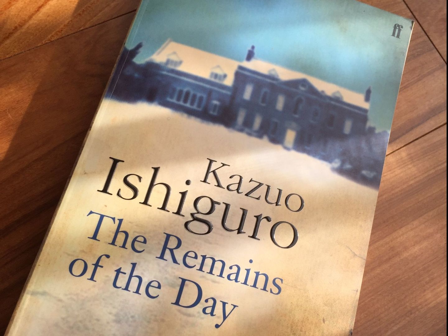 Kazuo Ishiguro The Remains of the Day表紙
