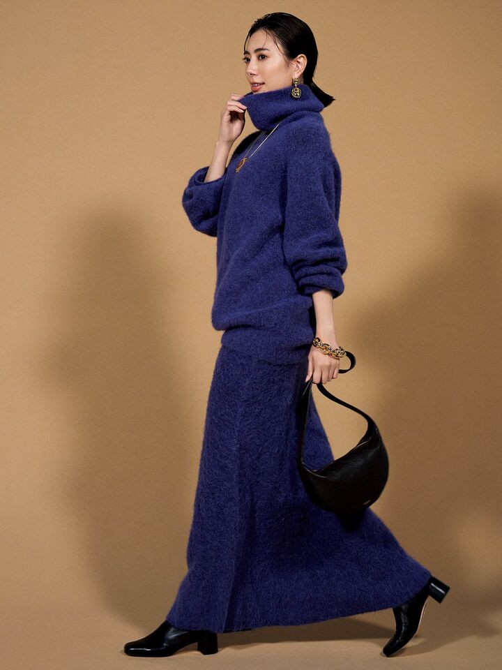 冬コーデ_1,大人コーデ_1,ニット_1,スカート_1,ピアス_1,ネックレス_1,ブレスレット_1,バッグ_1,靴_1