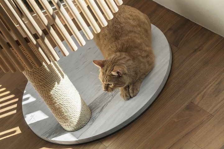 超高級なネコ家具「Modern Cat Tree NEKO」