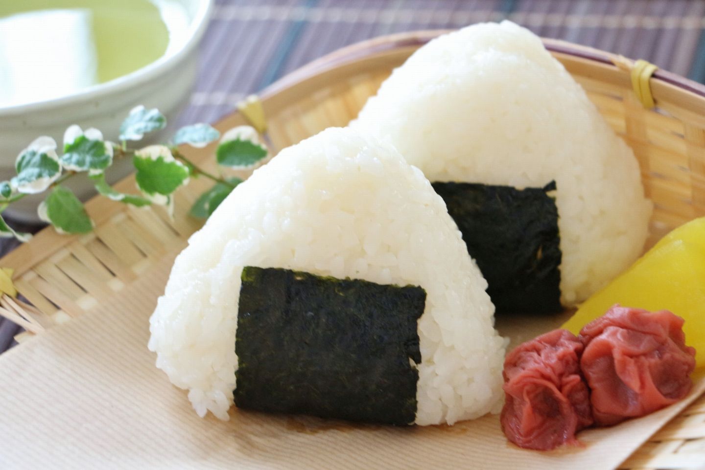 条件4:まずは形を愛で、それから「粒感を確認しながら」食べる