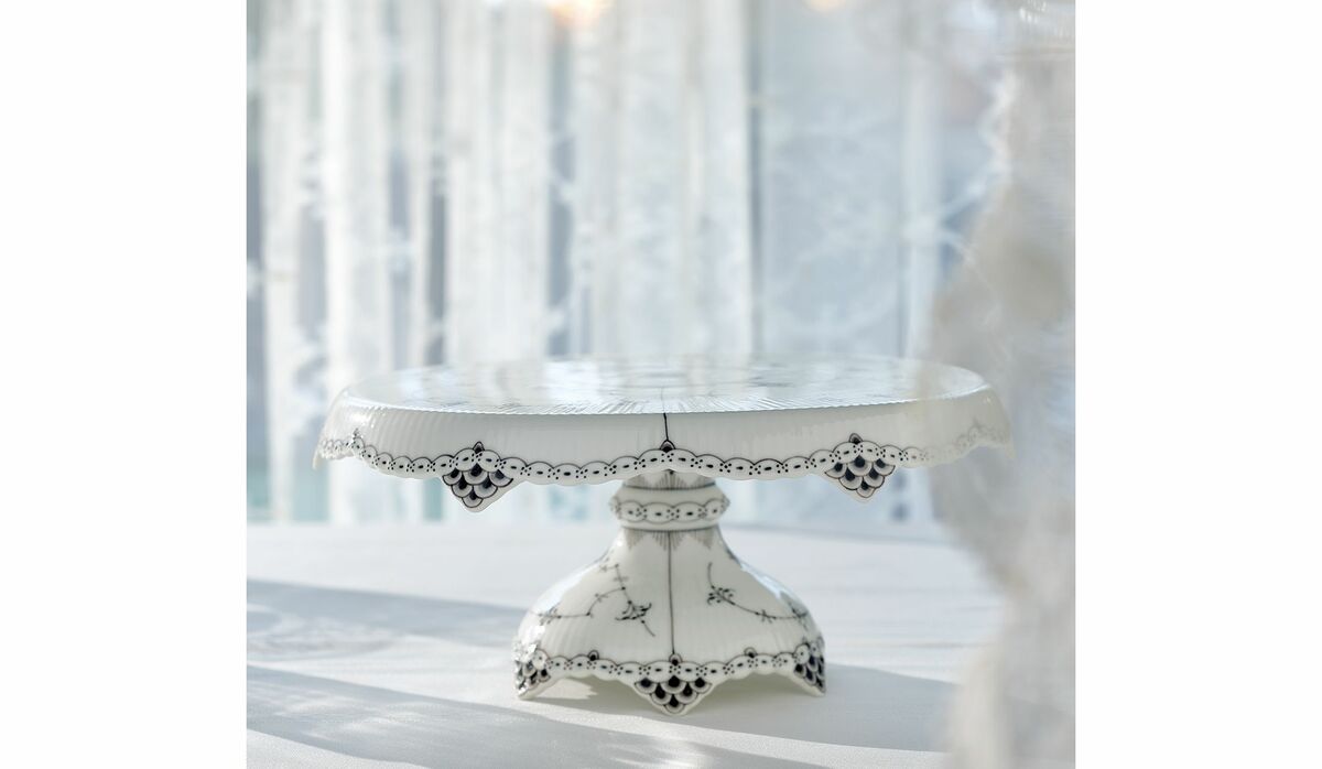 食卓に清らかなレースアイテムがある幸せ…「ロイヤル コペンハーゲン