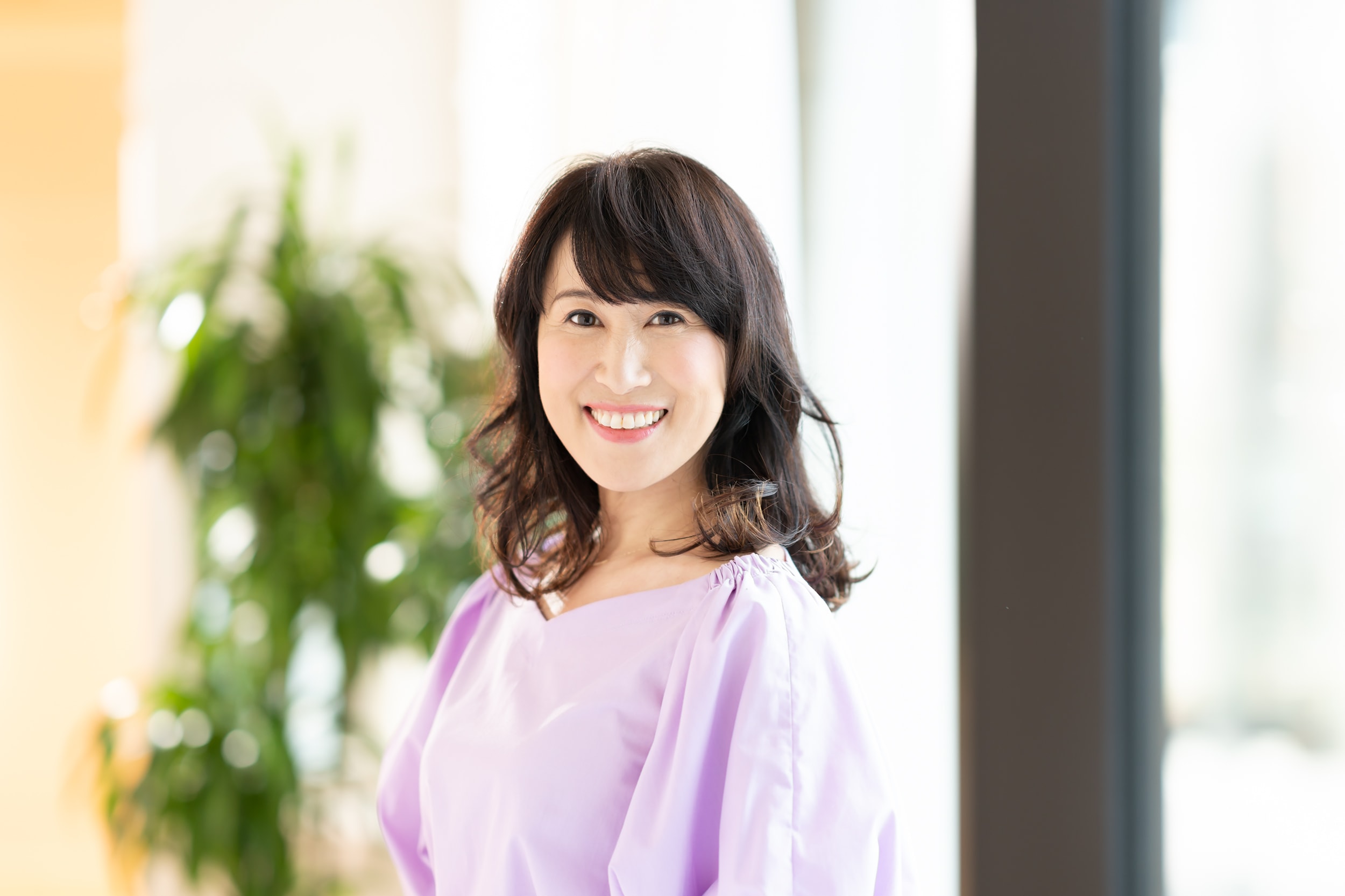 ■みずみずしい毛束が印象的なふわっと軽いボリュームヘア