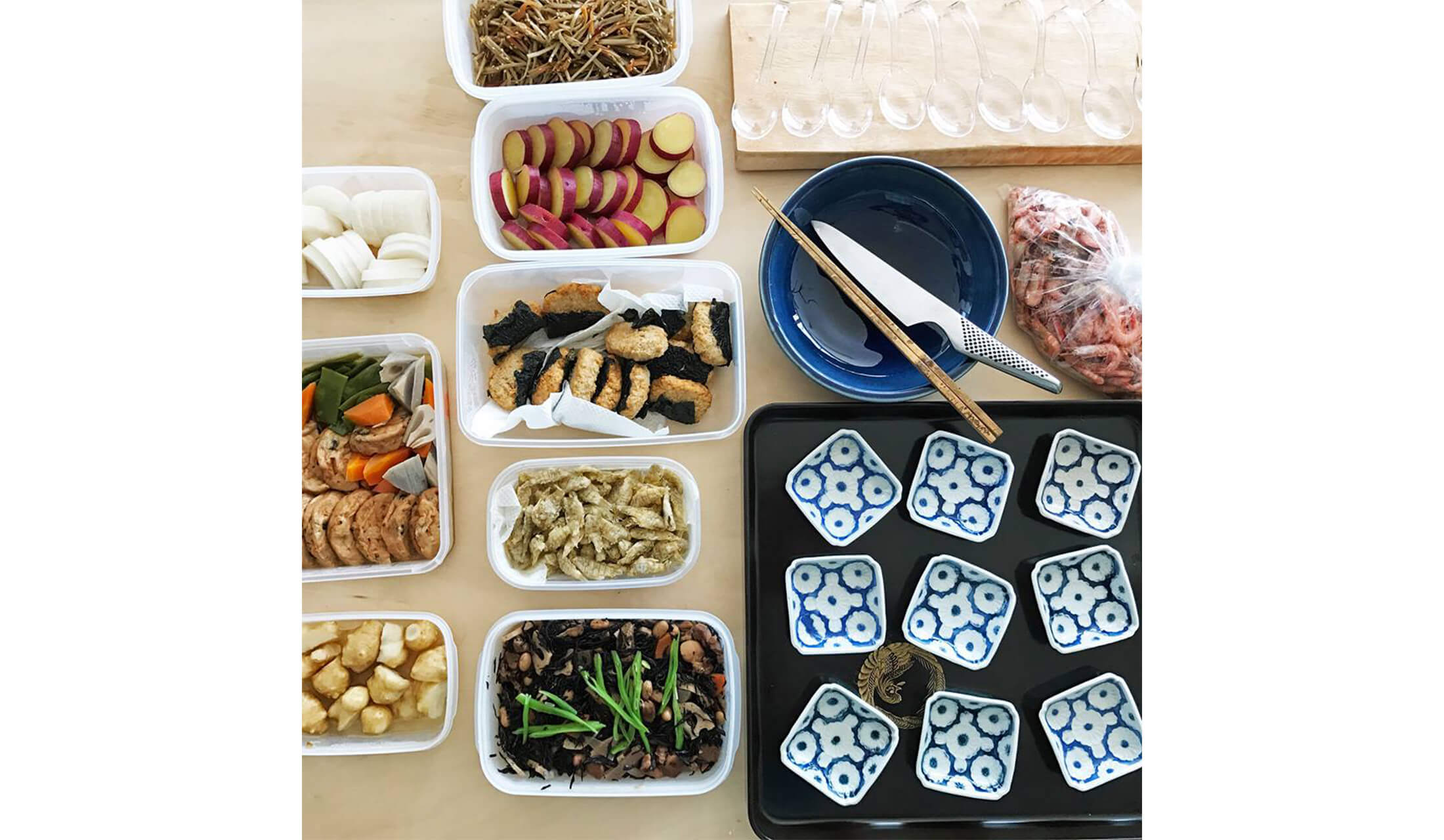 卒業生のお母さんたちが腕によりをかけて作った家庭料理たち