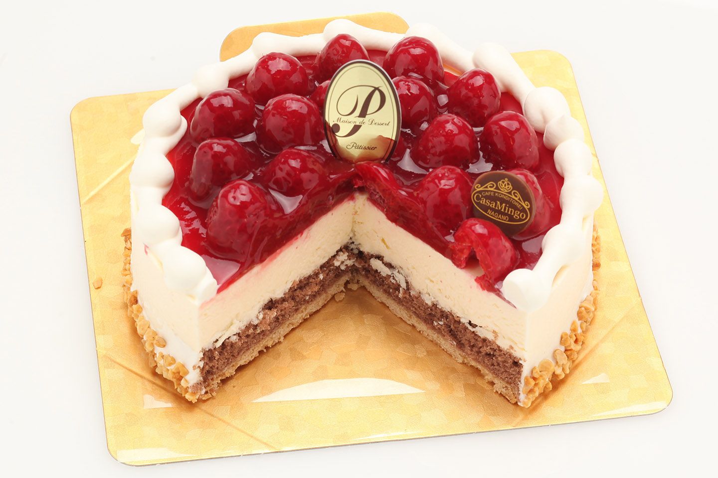 「シュス木苺レアチーズケーキ」断面も美しい!