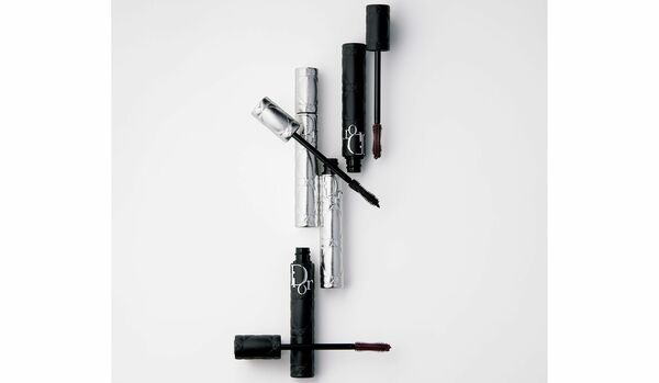 大人気『マスカラ ディオールショウ オーバーボリューム』に新色&ウォータープルーフタイプ登場!