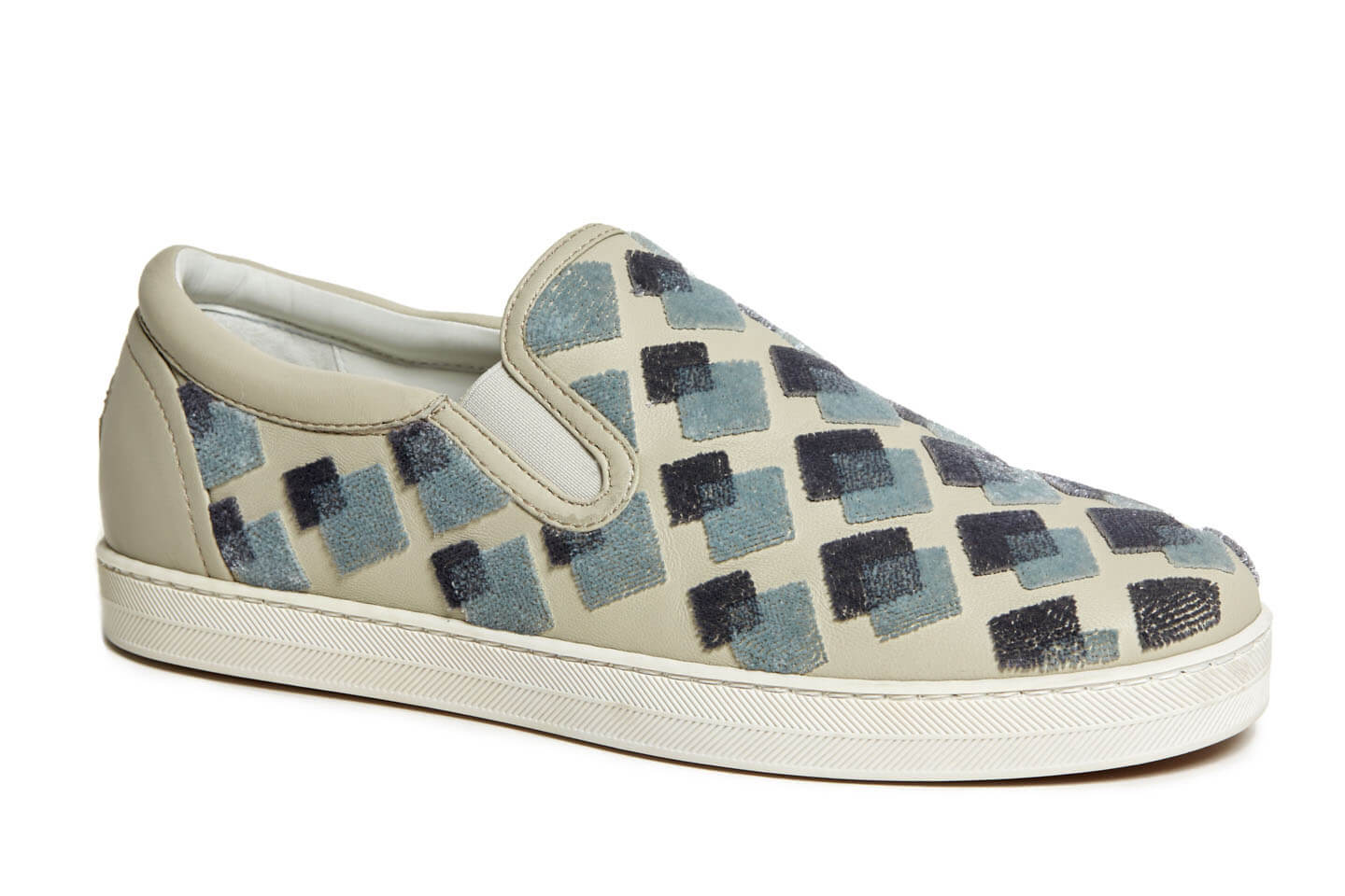 スニーカー¥98,000(税抜)