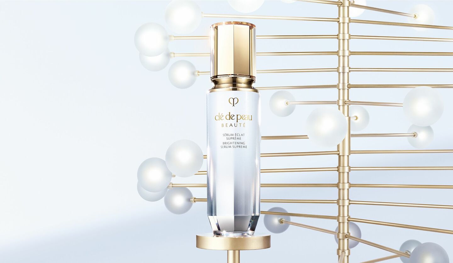 「クレ・ド・ポー ボーテ」スペシャルケアラインから登場した、注目の薬用美白美容液『セラムエクラＳ II』の画像