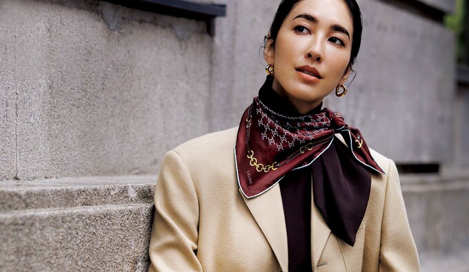 美品　ブルネロクチネリ デニム　ジャケット　スカーフ付　ブルゾン　シルク 美品 ブルネロクチネリ デニム ジャケット スカーフ付 ブルゾン シルク