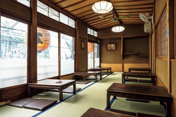 京極かねよの外観