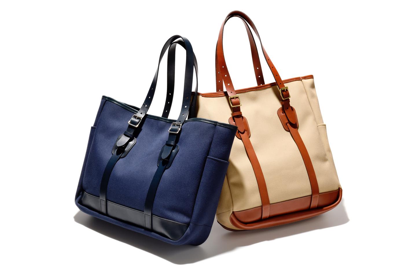 バッグ【W00×H00×D00cm】(左)¥26,000・【W00×H00×D00cm】(右)¥20,000(ヴァルカナイズ・ロンドン 銀座〈ビリンガム〉)