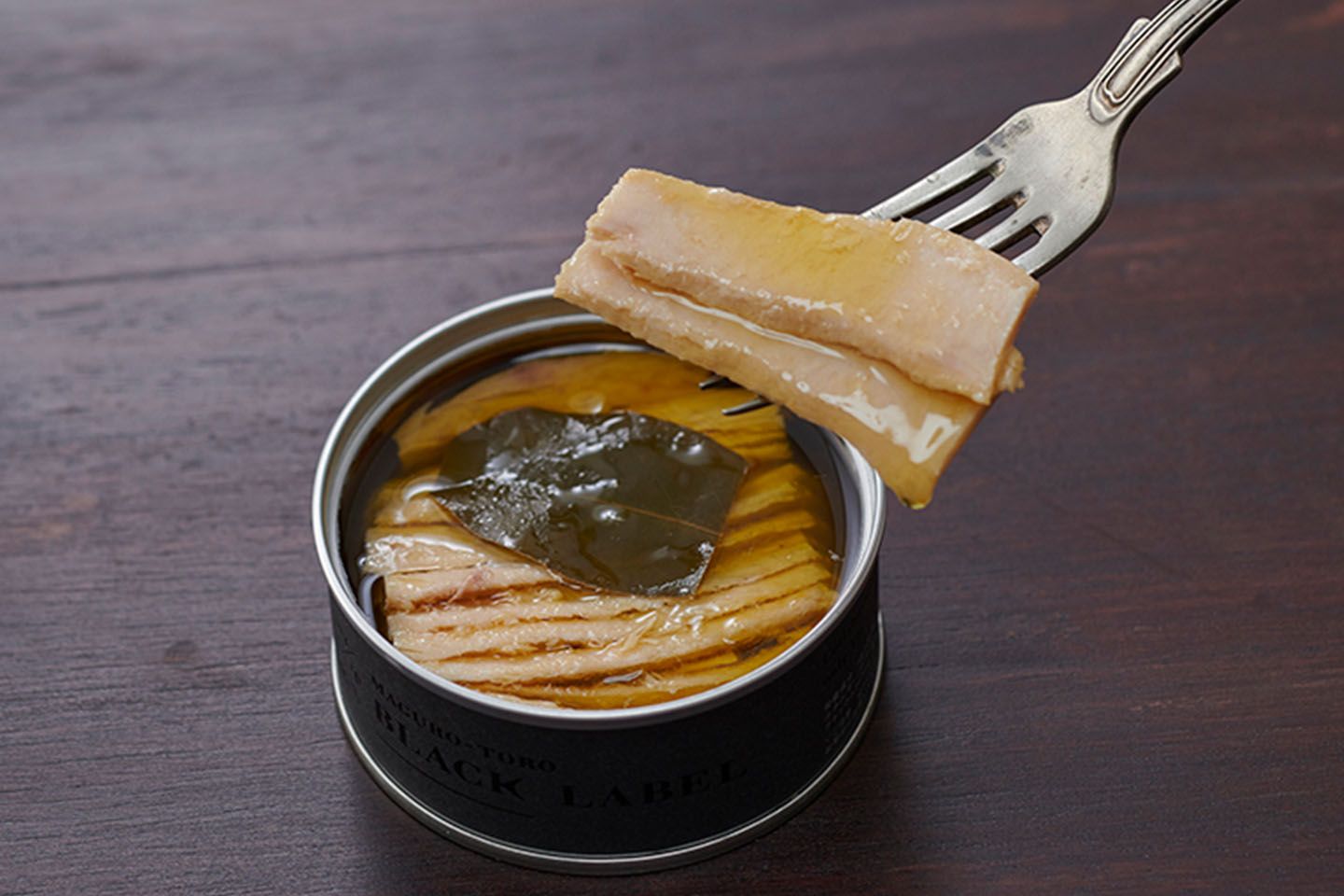「ブラックレーベル鮪とろツナ缶」1缶¥5,400(税込)