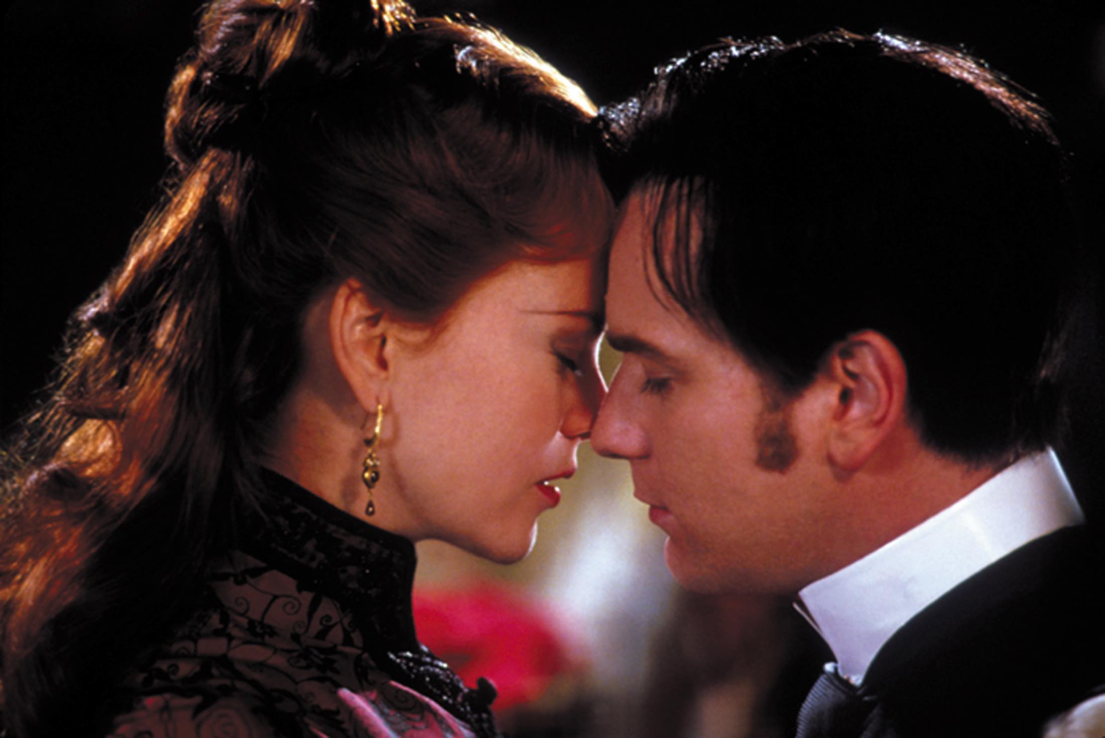 映画「ムーラン・ルージュ(2001)より 写真:Moviestore Collection/AFLO