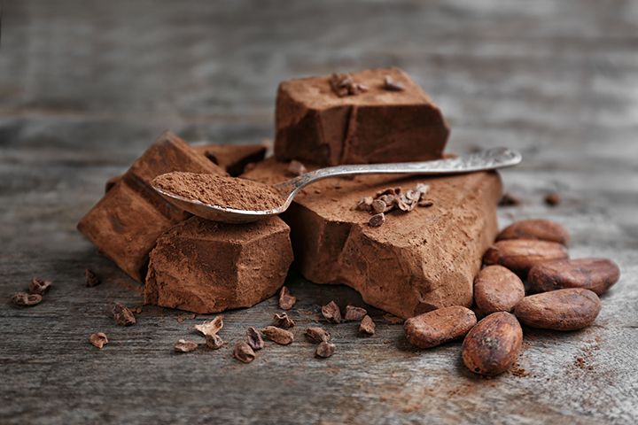 カカオマスに砂糖、ミルクなどを加えたものがチョコレート