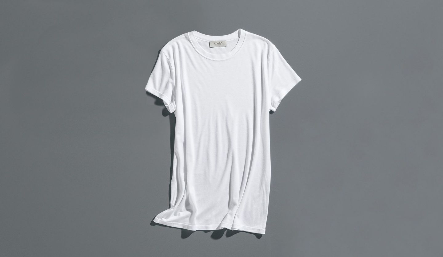 フォンデルの白Tシャツ