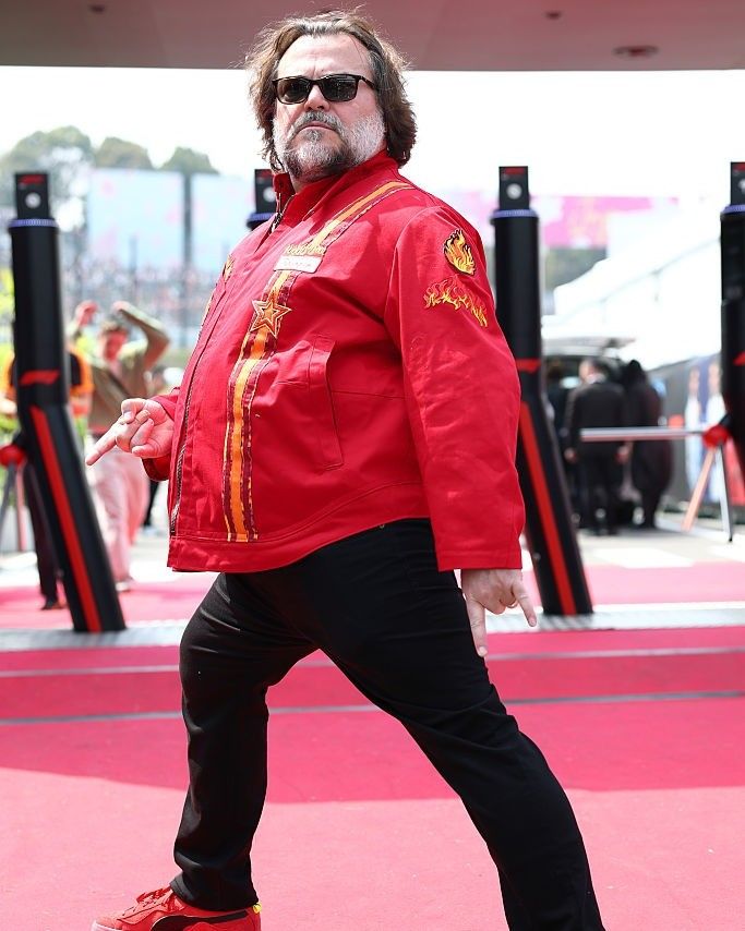 左／俳優のジャック・ブラックが登場。音楽のキャリアも長いだけに、観客を沸かせるのはお手のもの。 Photo by Clive Mason/Getty Images