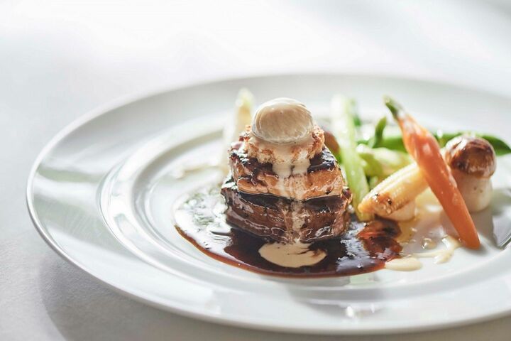 ティー_1,レストラン_1,東京_1