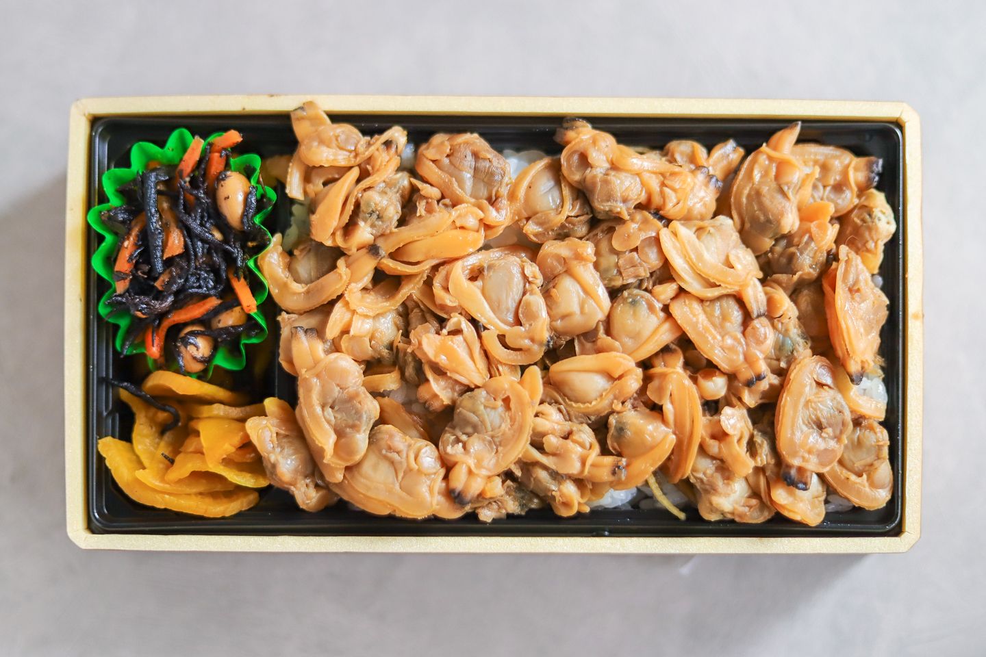 つきじ喜代村「深川弁当」¥1,200(税込)