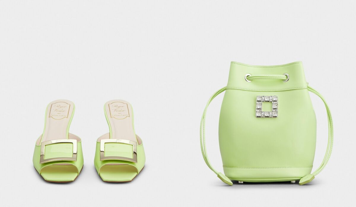 Roger Vivier ロジェヴィヴィエ　オリーブグリーン カーキ　パンプス Roger Vivier ロジェヴィヴィエ オリーブグリーン カーキ パンプス