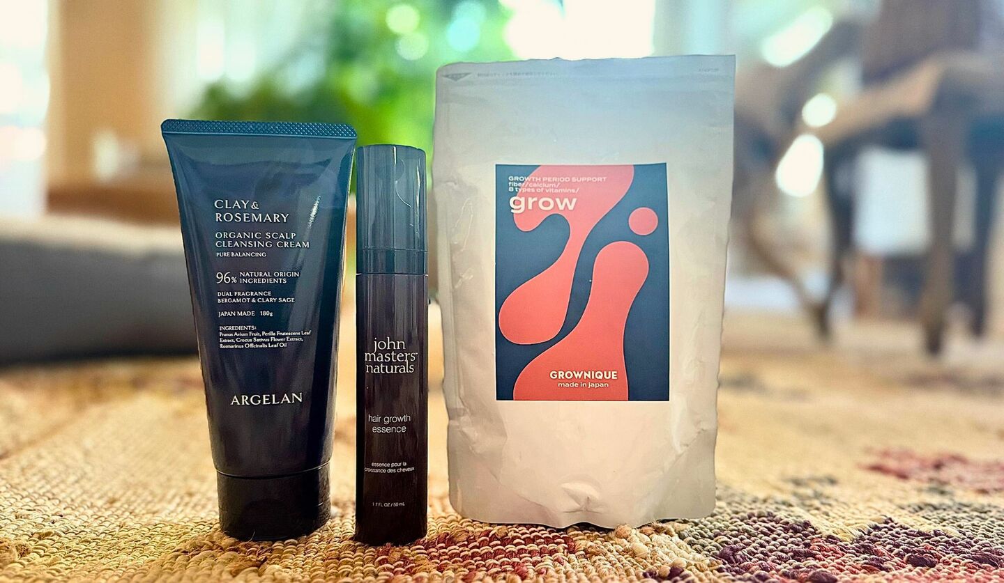 アルジェランのヘアクレンジングクリームのチューブ,ジョンマスターオーガニックのスカルプエッセンスのボトル,