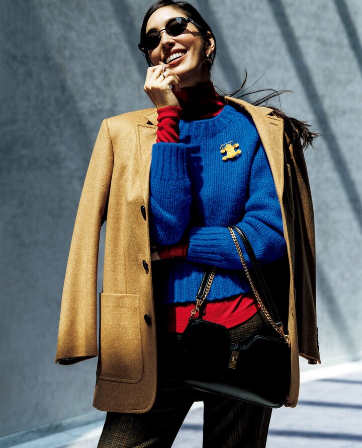 セリーヌのウエアを着用したモデルの立野リカさん