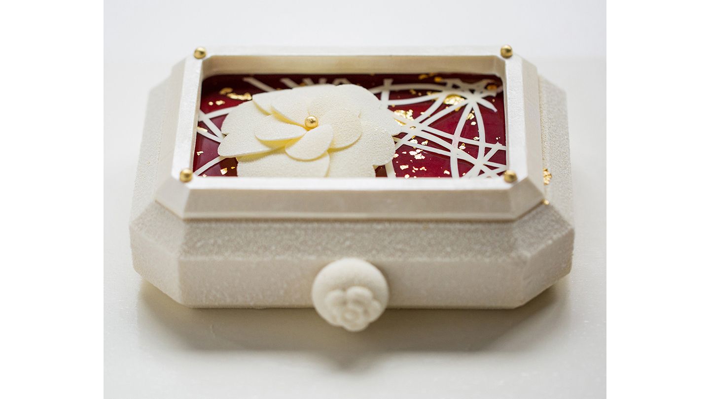 宝石箱のようなケーキは特別な時間を提供してくれます。