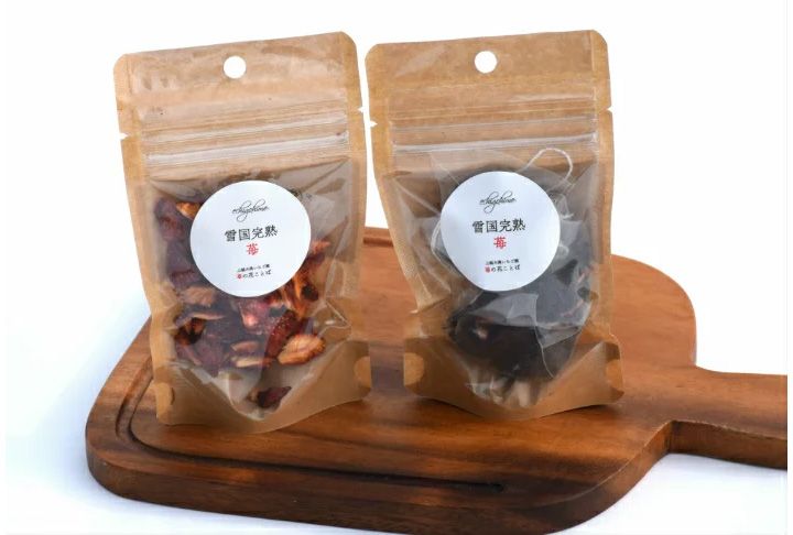 「ドライフルーツ 紅茶ドライいちご 越後姫と苺紅茶セット」(価格:¥1,389)