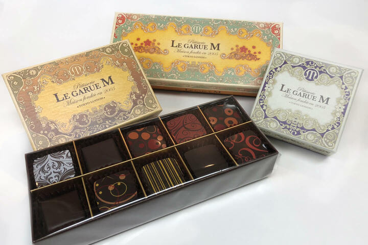 ボンボンショコラ 4個入¥1,000・6個入¥1,430・10個入¥2,270(税別・販売期間:1月下旬〜終了時期未定)